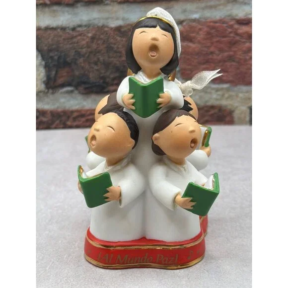 Hallmark Keepsake Ornament 2004 "Al Mundo Paz!" Featuring Choir Of Children - Picture 3 of 8